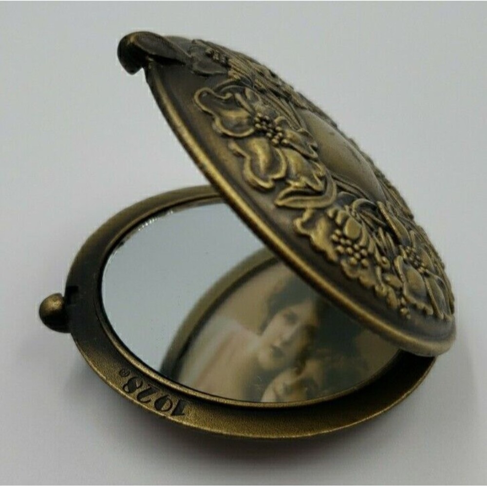 1928 Jewelry Compact Purse Mirror Photo Floral Art Nouveau Round Bronze Signed
